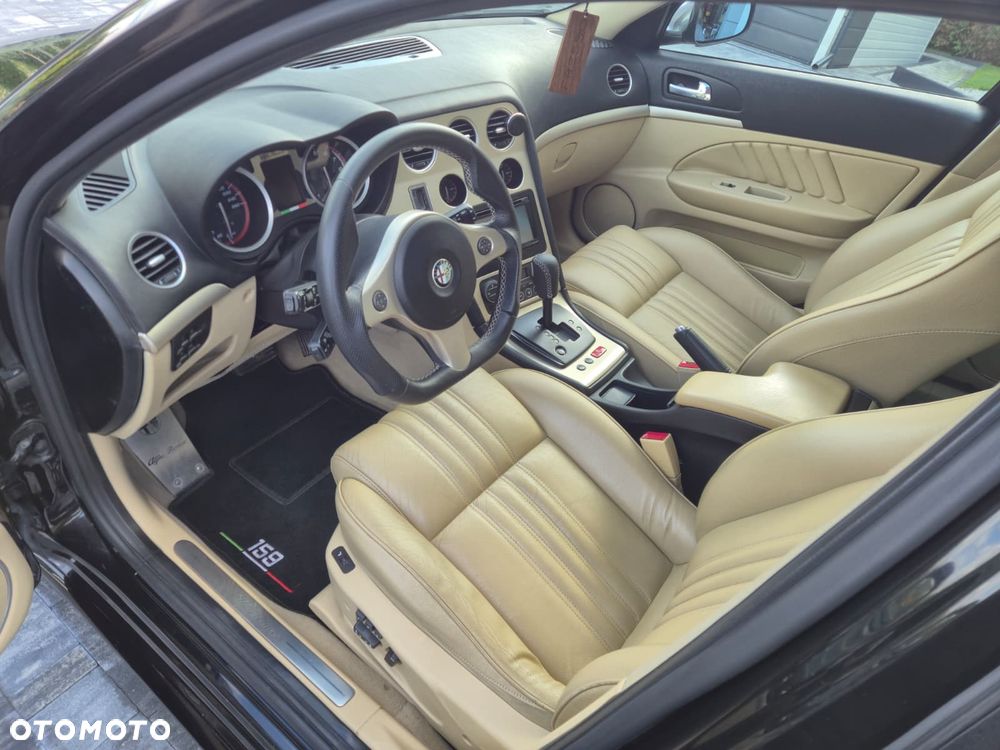 Alfa Romeo 159 3.2JTS 4x4 Q-Distinctive - 10