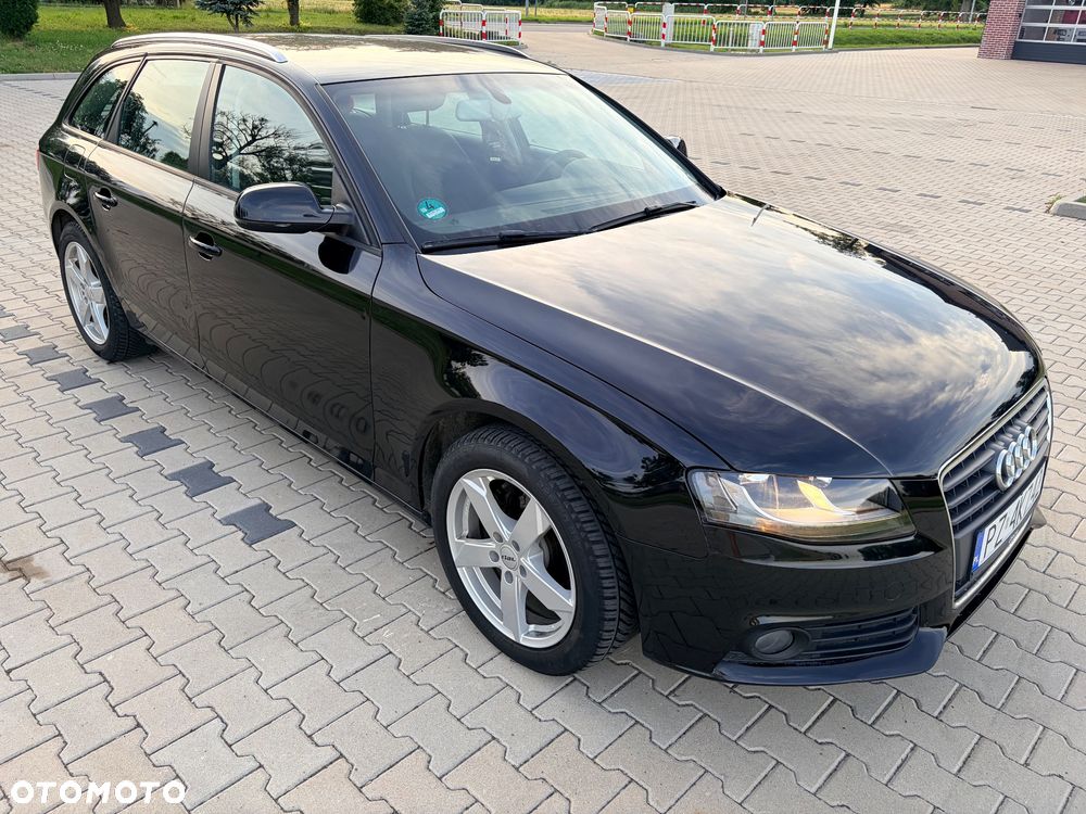 Audi A4 Avant - 4
