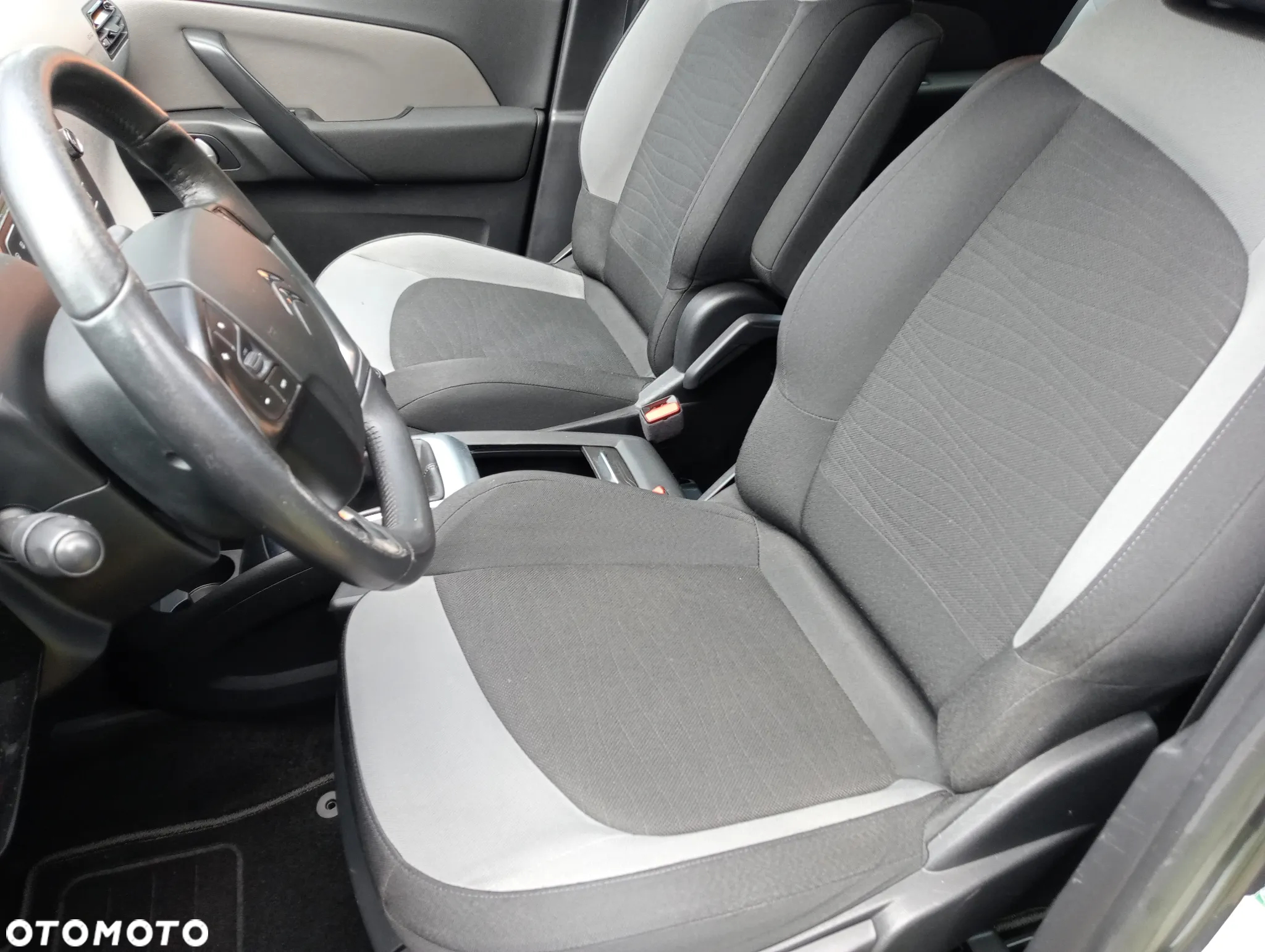 Citroën C4 Grand Picasso - 13