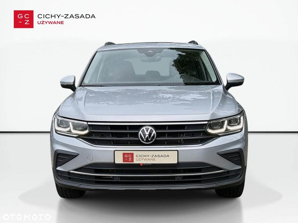 Volkswagen Tiguan - 2
