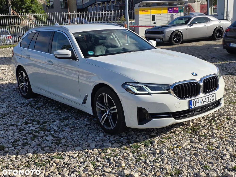 BMW Seria 5 520d xDrive mHEV - 3