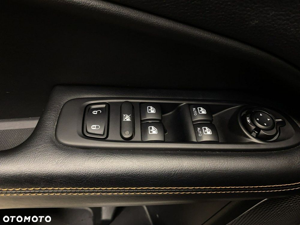 Jeep Compass - 37