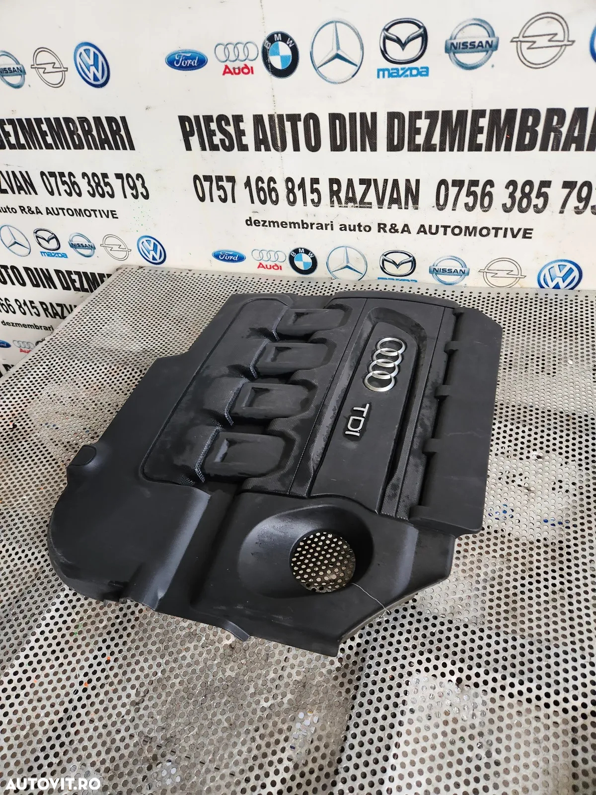Capac Motor Audi A3 8V Q3 Q5 2.0 Diesel Motor CRL CRB Cod 04LA - Dezmembrez Arad - 3