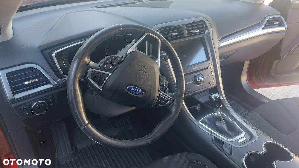 Ford Mondeo - 12