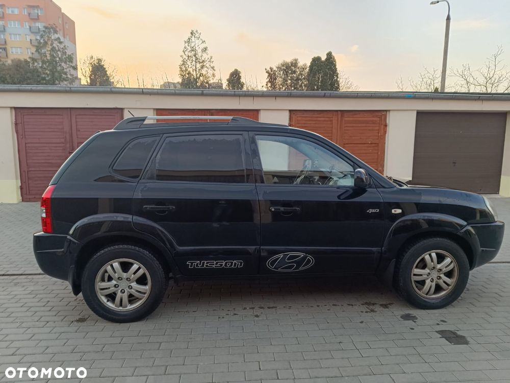Hyundai Tucson 2.0 CRDi Premium - 8