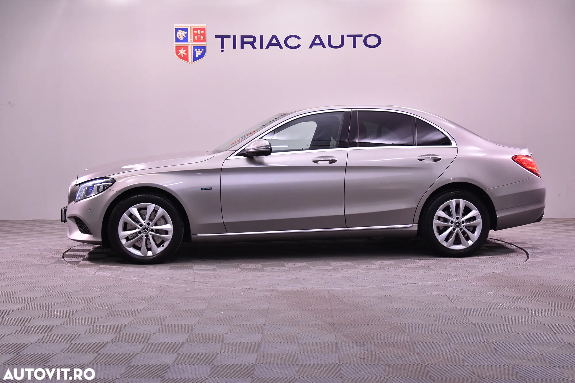 Mercedes-Benz C 300 e 4MATIC Aut. - 2