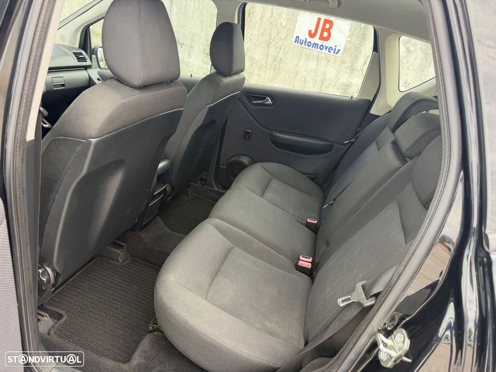 Mercedes-Benz A 160 - 13