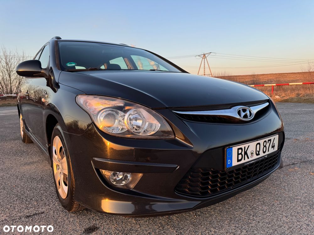 Hyundai i30 i30cw 1.4 blue Comfort - 2