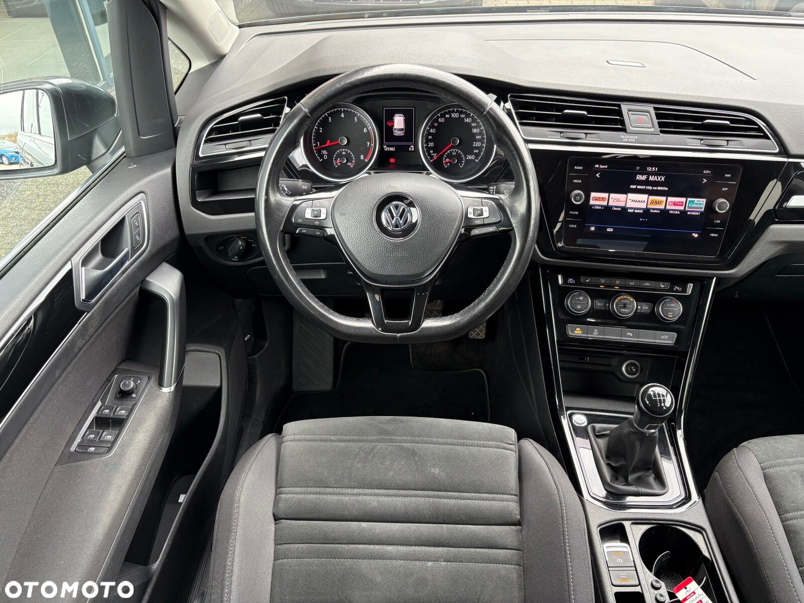 Volkswagen Touran 1.5 TSI EVO Highline - 10