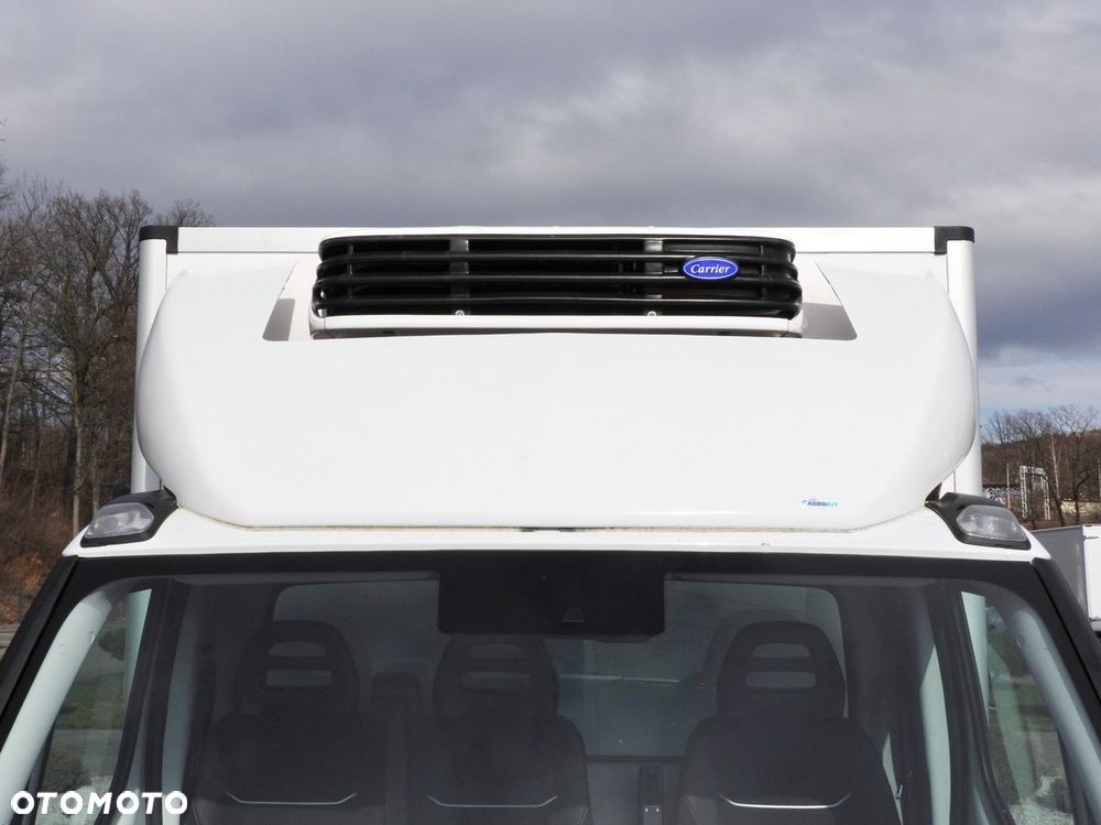 Iveco DAILY 35C16 CHŁODNIA KONTENER -10*C ZASILANIE 230V TEMPOMAT BLIŹNIACZE KOŁA KLIMATYZACJA  160KM - 17