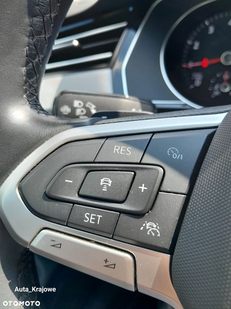 Volkswagen Passat 1.5 TSI EVO Business DSG - 28