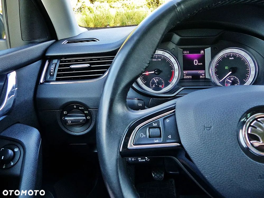 Skoda Octavia 2.0 TDI Style - 33
