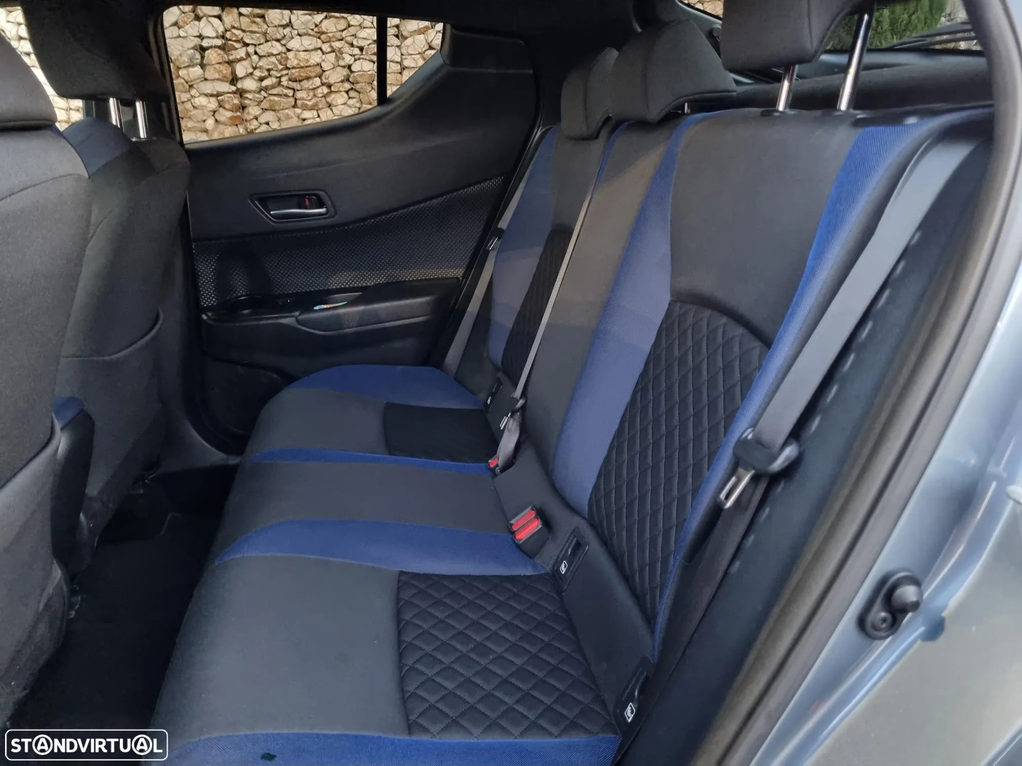 Toyota C-HR 1.8 Hybrid Square Collection - 12