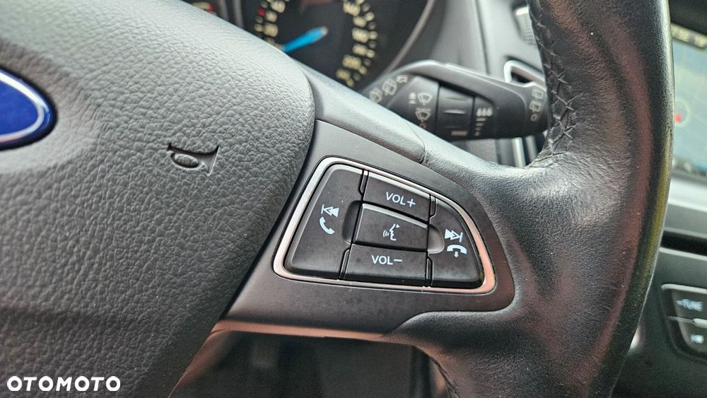 Ford Focus - 26