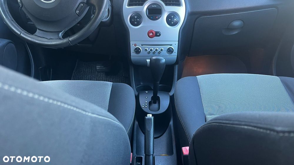 Renault Modus Grand 1.6 16V ESP Limited - 14