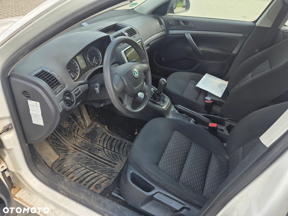 Skoda Octavia - 5