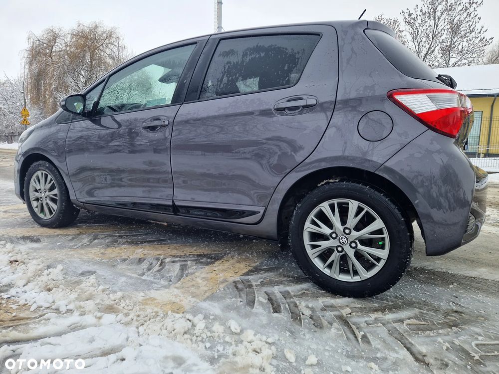 Toyota Yaris 1.5 Premium CVT - 5