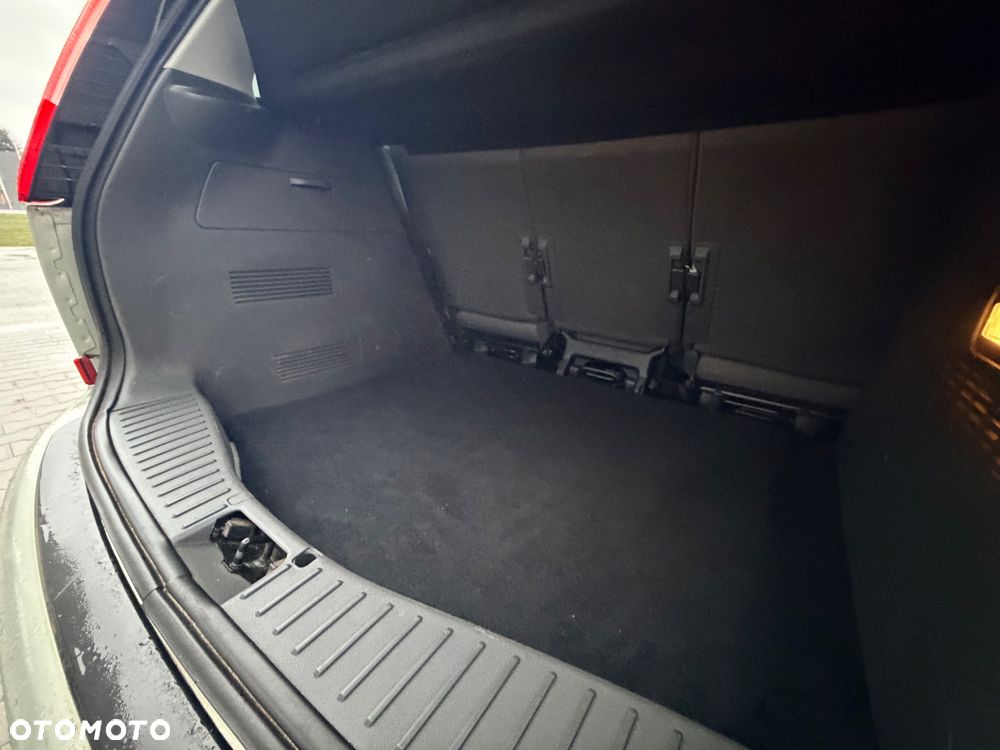 Ford C-MAX 1.8 Gold X - 18