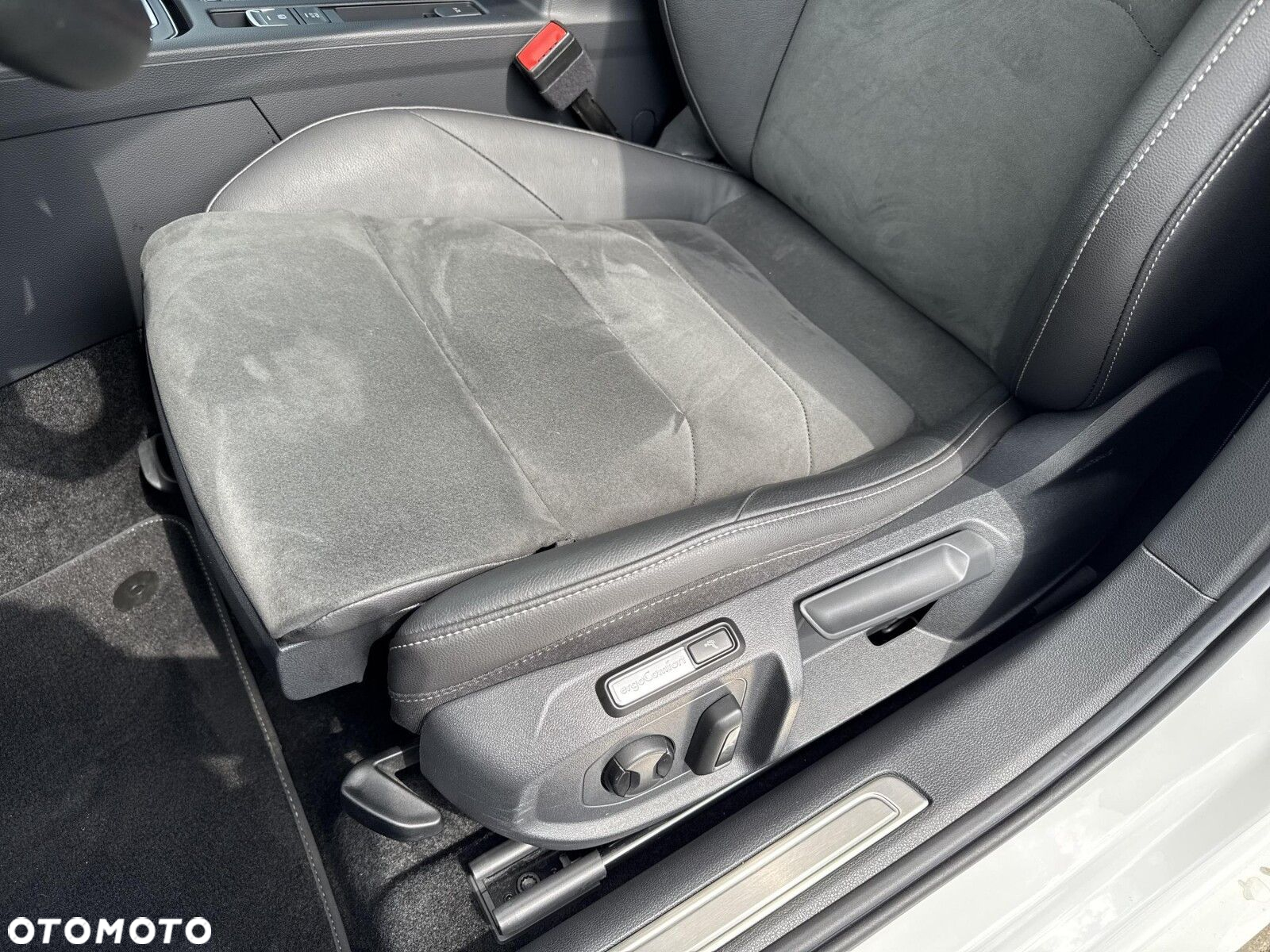 Volkswagen Arteon 2.0 TSI R-Line DSG - 13