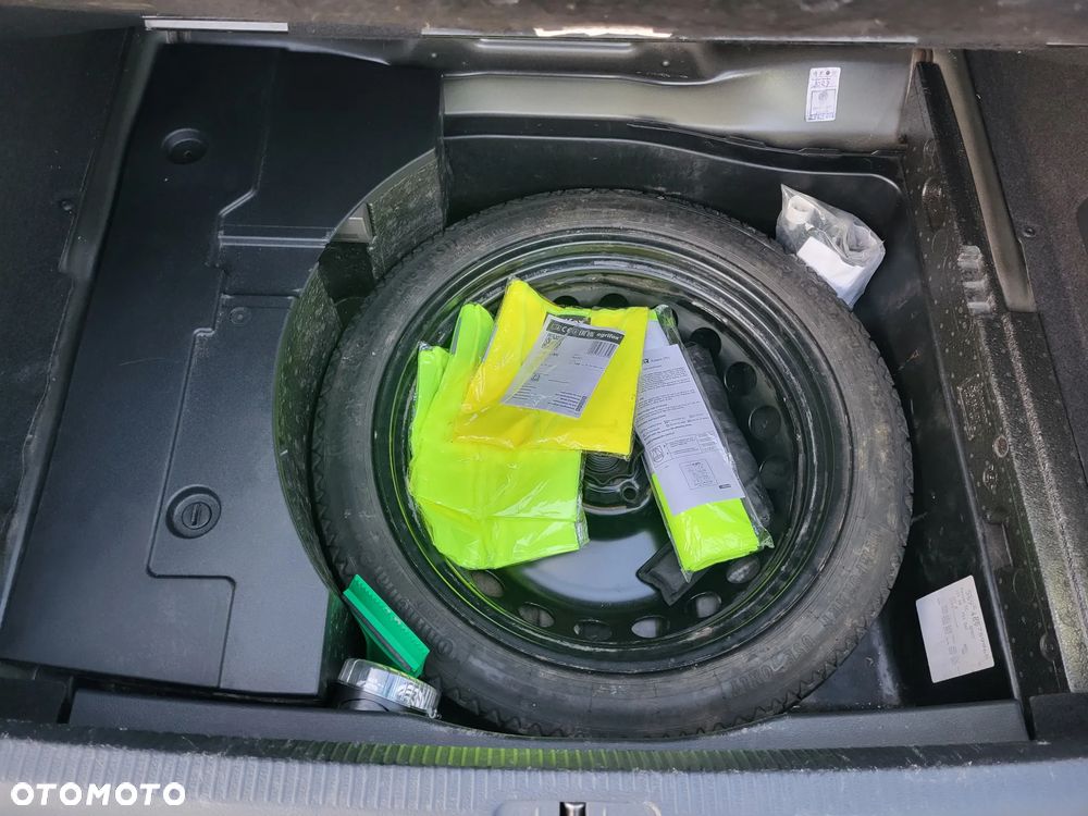 Volkswagen Passat CC 2.0 TDI DPF BMT DSG - 19