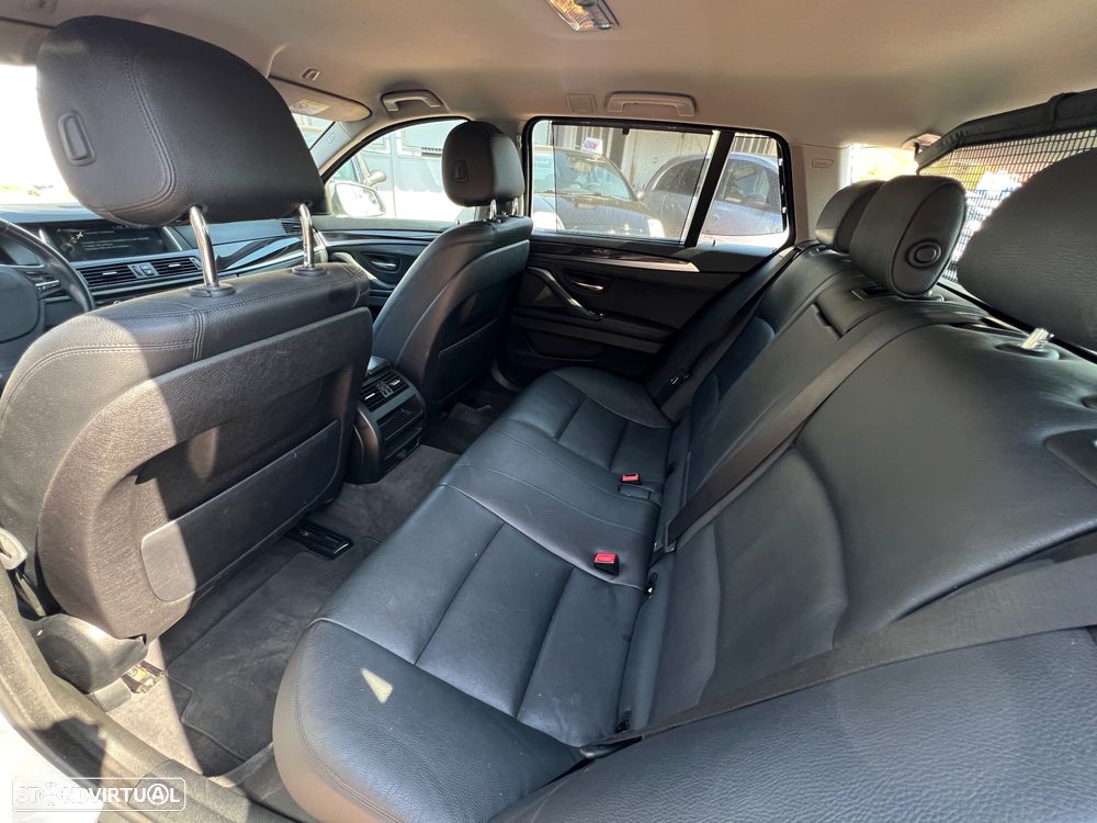 BMW 520 d Auto - 14