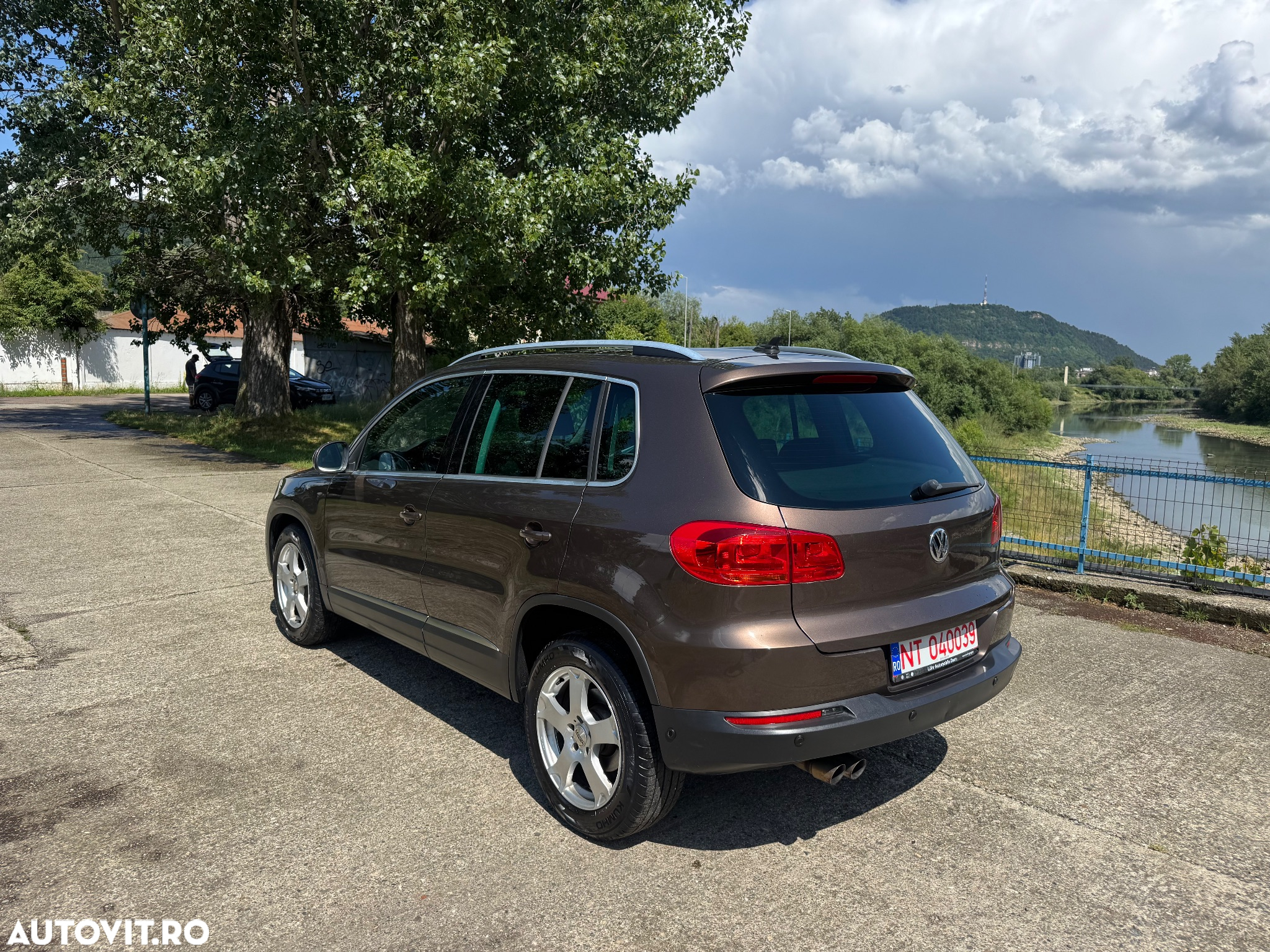 Volkswagen Tiguan 2.0 TDI 4Motion Sport & Style - 5