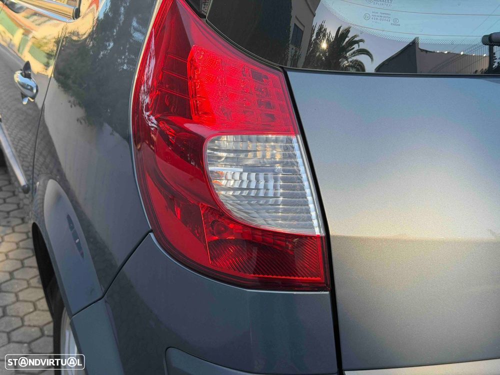 Renault Scénic 1.5 dCi Dynamique Luxe - 21