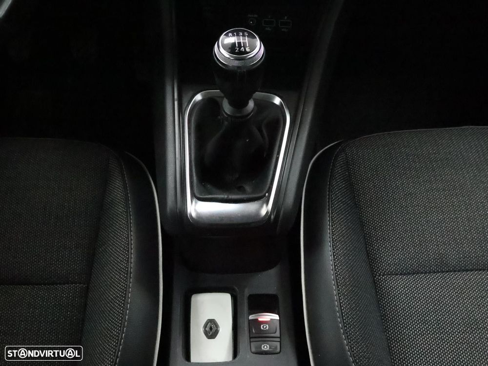 Renault Captur 1.0 TCe Techno - 26
