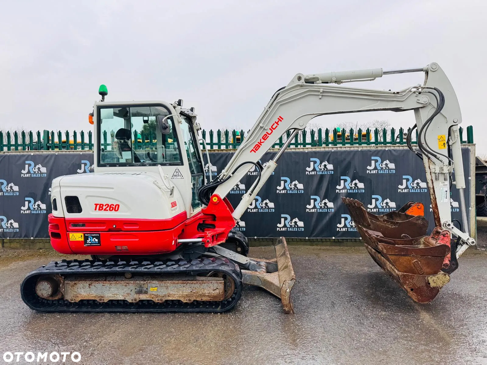 Takeuchi TB260 - 16