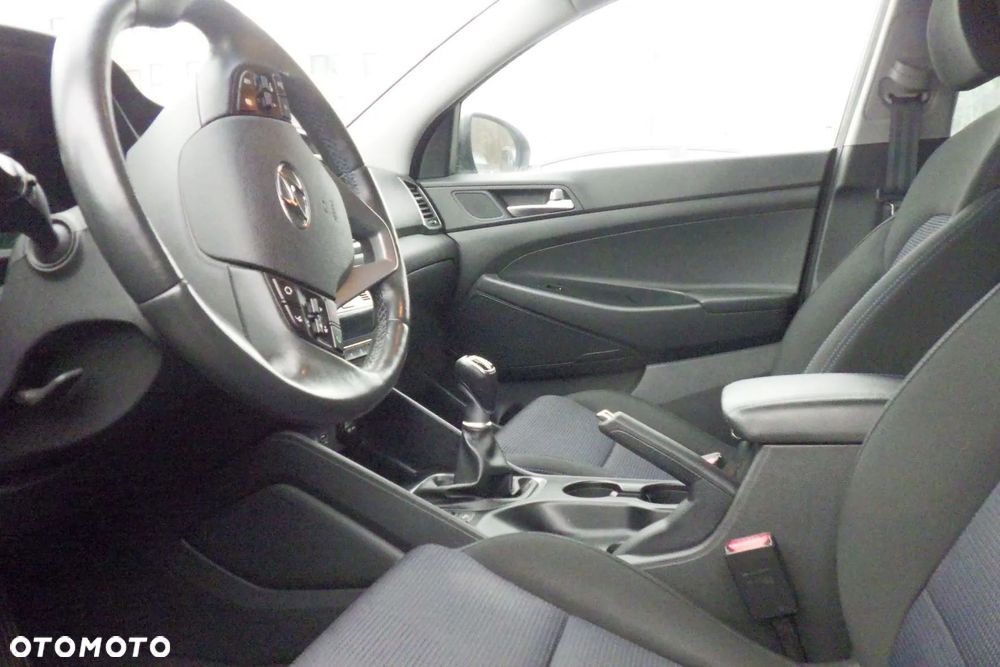 Hyundai Tucson 1.6 GDI BlueDrive Classic 2WD - 11