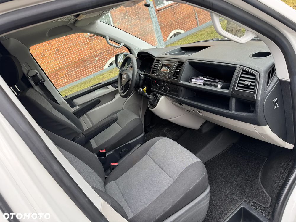 Volkswagen TRANSPORTER T6 - 16