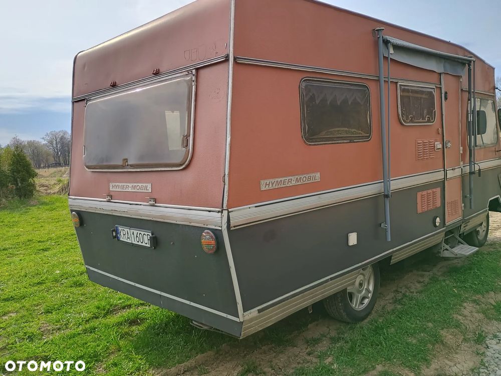 Mercedes-Benz 207 - 4