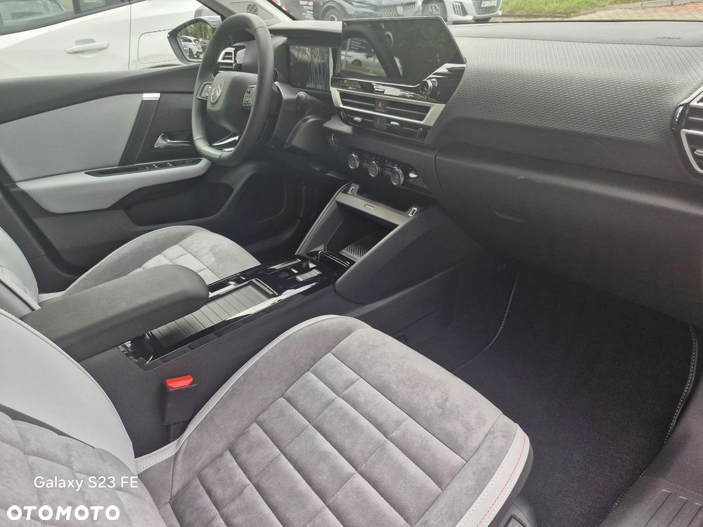 Citroën C4X 1.2 mHEV Max eDCT6 - 6
