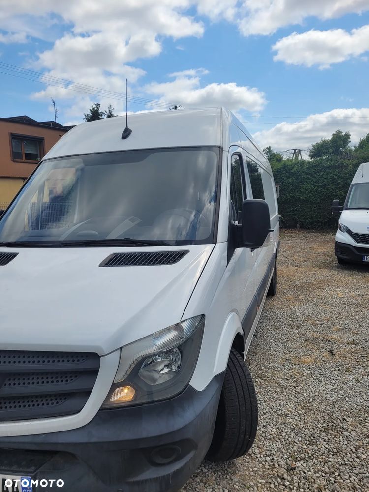 Mercedes-Benz Sprinter - 4