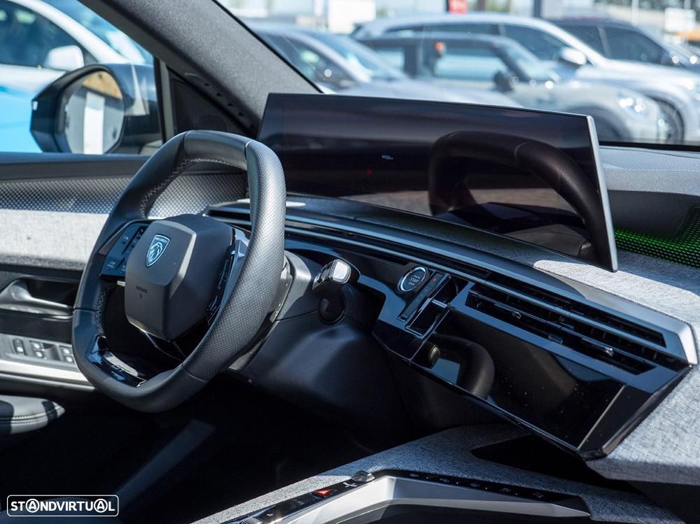 Peugeot E-3008 73 kWh Allure - 21