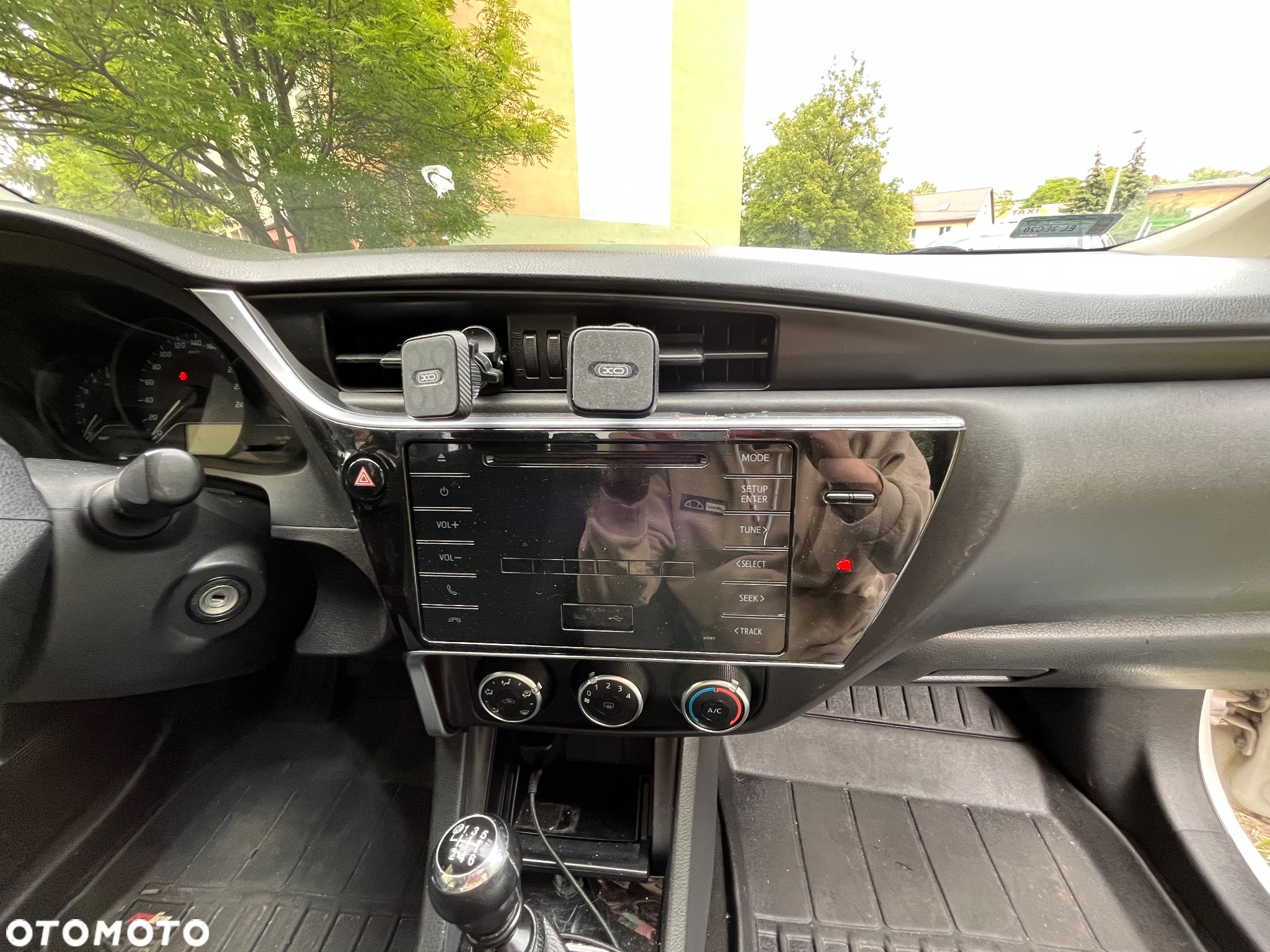Toyota Corolla - 23
