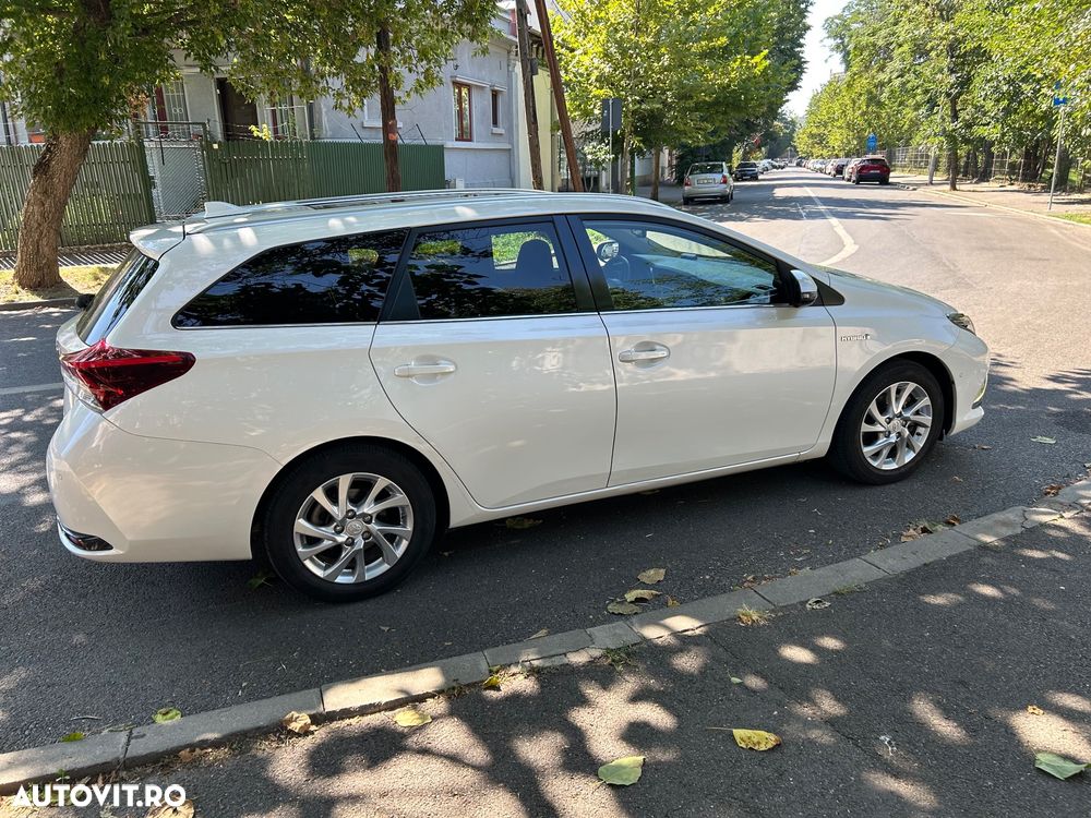 Toyota Auris 1.8 L VVT-i Sol+ - 26