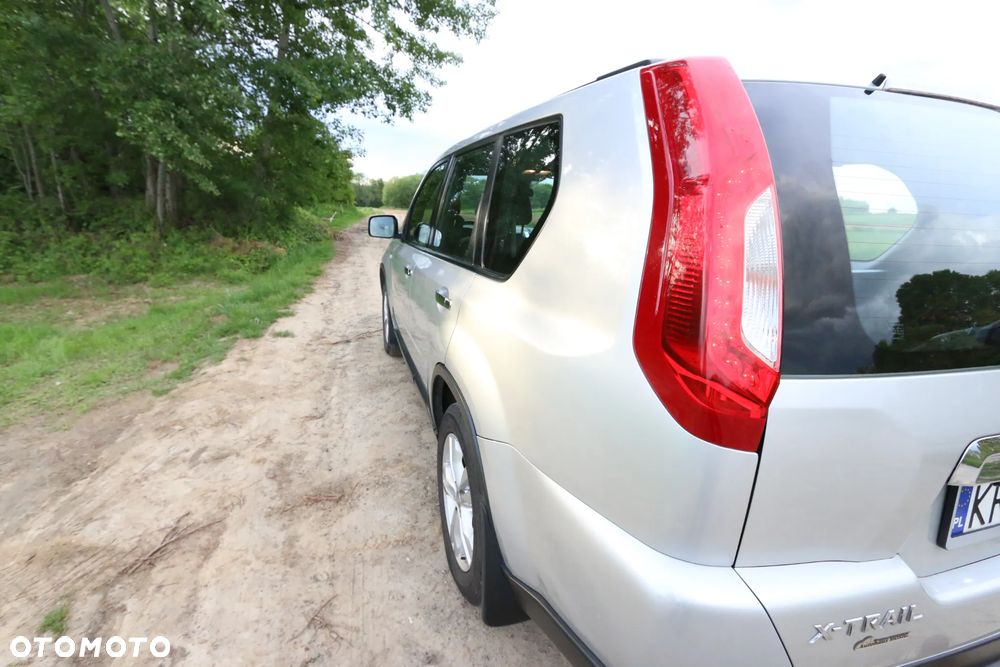 Nissan X-Trail 2.0 dCi 4x4 DPF XE - 18