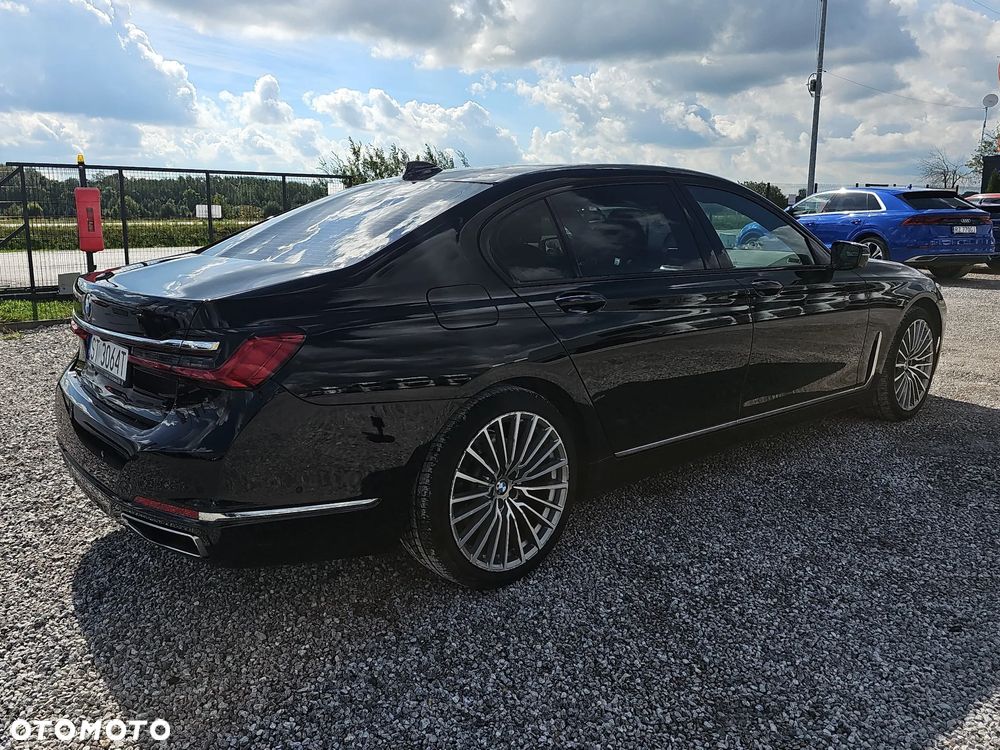 BMW Seria 7 2021 photo 5