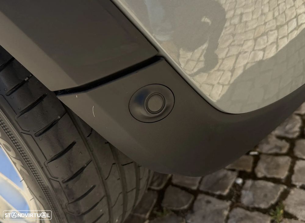 MINI 3 Portas One - 10
