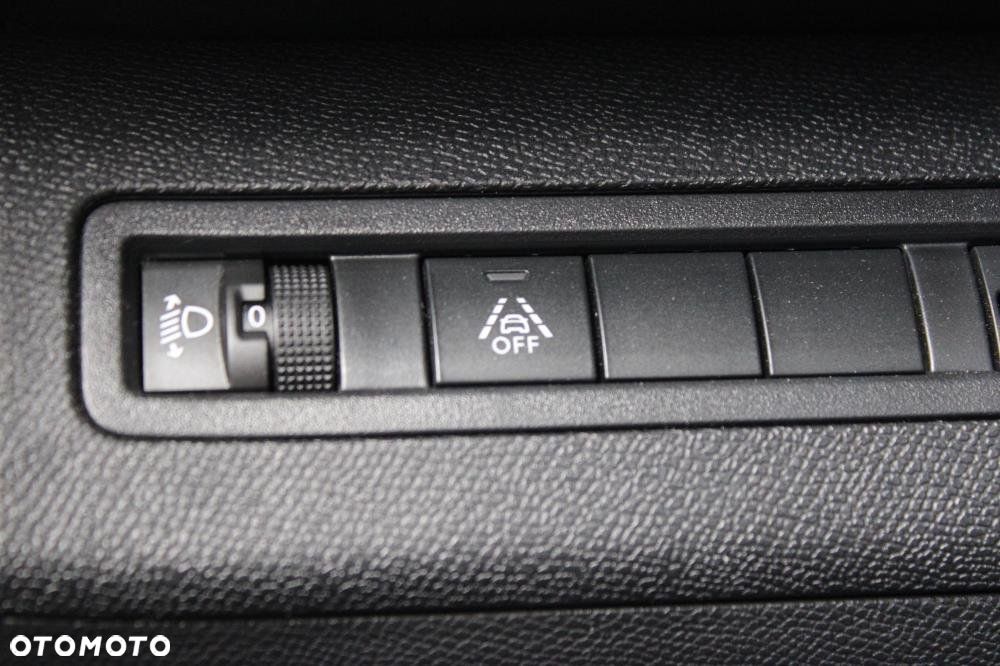 Peugeot 3008 - 16