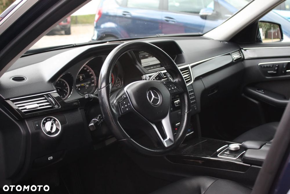 Mercedes-Benz Klasa E 220 CDI 7G-TRONIC Avantgarde - 18