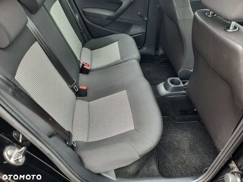 Volkswagen Polo 1.2 Blue Motion Technology Team - 15