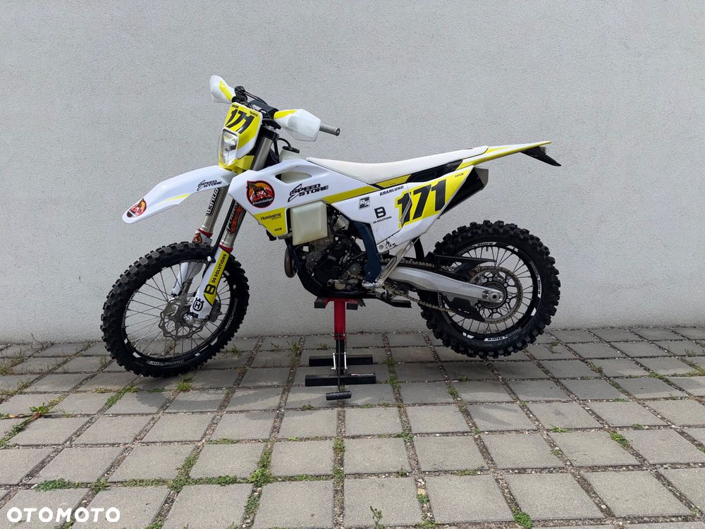Husqvarna FE - 8