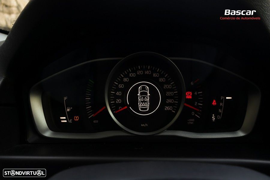 Volvo XC 70 D4 Geartronic Black Line - 37