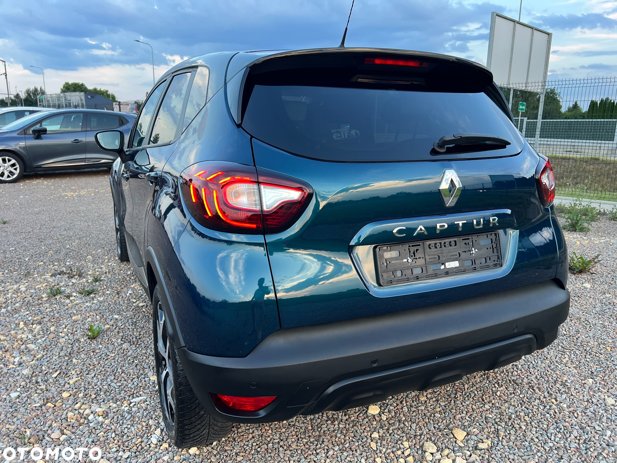 Renault Captur (ENERGY) TCe 90 INTENS - 9