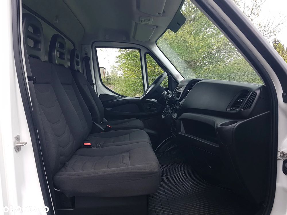 Iveco 35S15 WINDA 8EP KONTENER 4,22x2,11x2,14 DAILY KLIMA KRAJOWY 3,0 - 25