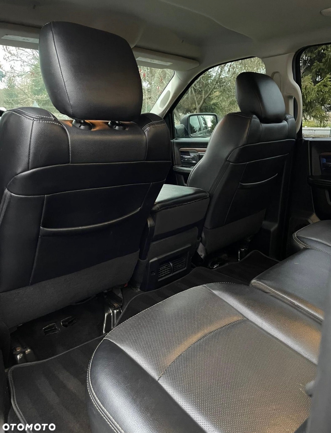Dodge RAM 1500 5.7 4x4 - 5