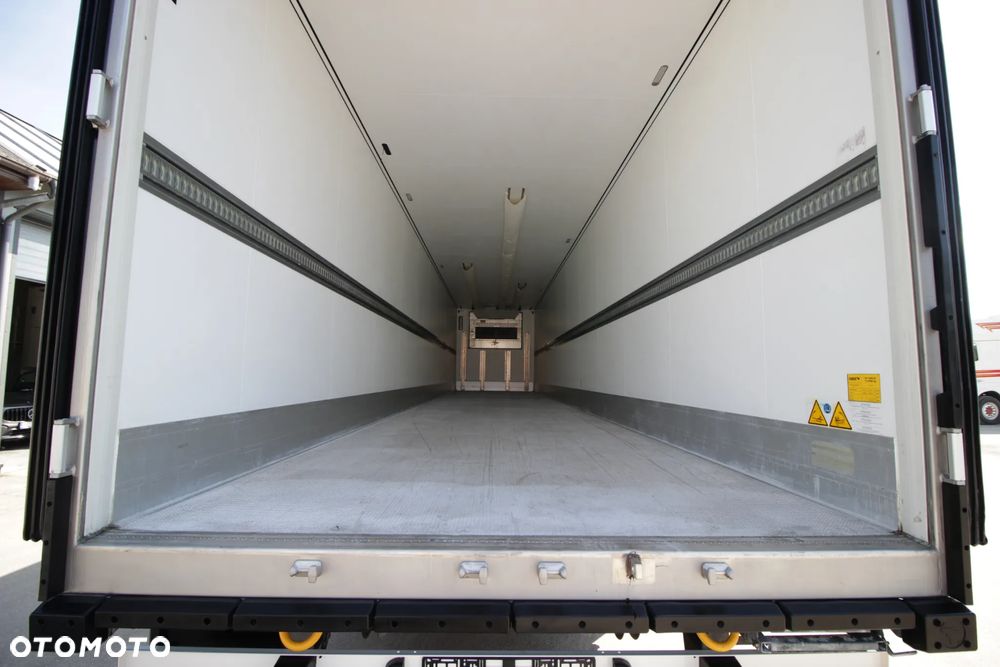 Schmitz Cargobull FP 60 V7 CARRIER VECTOR 1550 / JAK NOWA / ŚCIANA 7 CM / - 16