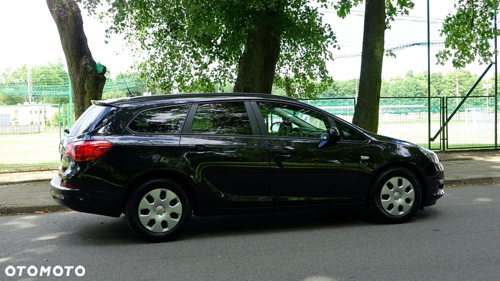 Opel Astra 1.4 Innovation - 36